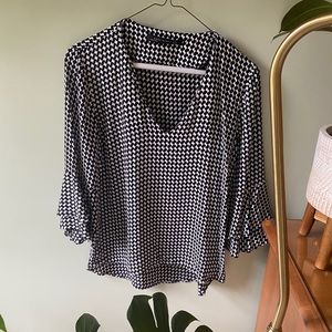 ZARA 3/4 Length Sleeve V-Neck Houndstooth Top